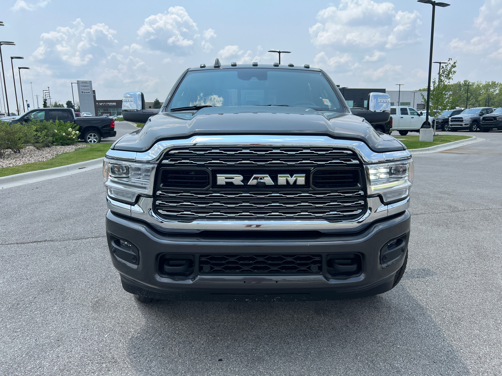 2024 Ram 2500 Limited 4x4 Crew Cab 64 Box 3