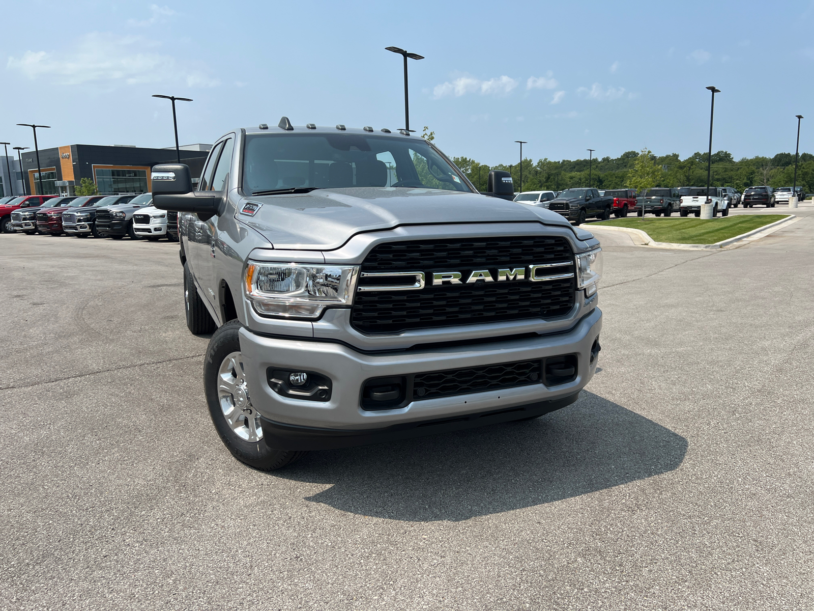 2024 Ram 2500 Big Horn 4x4 Crew Cab 64 Box 2