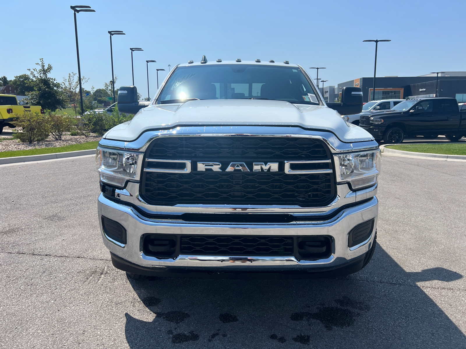 2024 Ram 2500 Tradesman 4x4 Crew Cab 64 Box 3