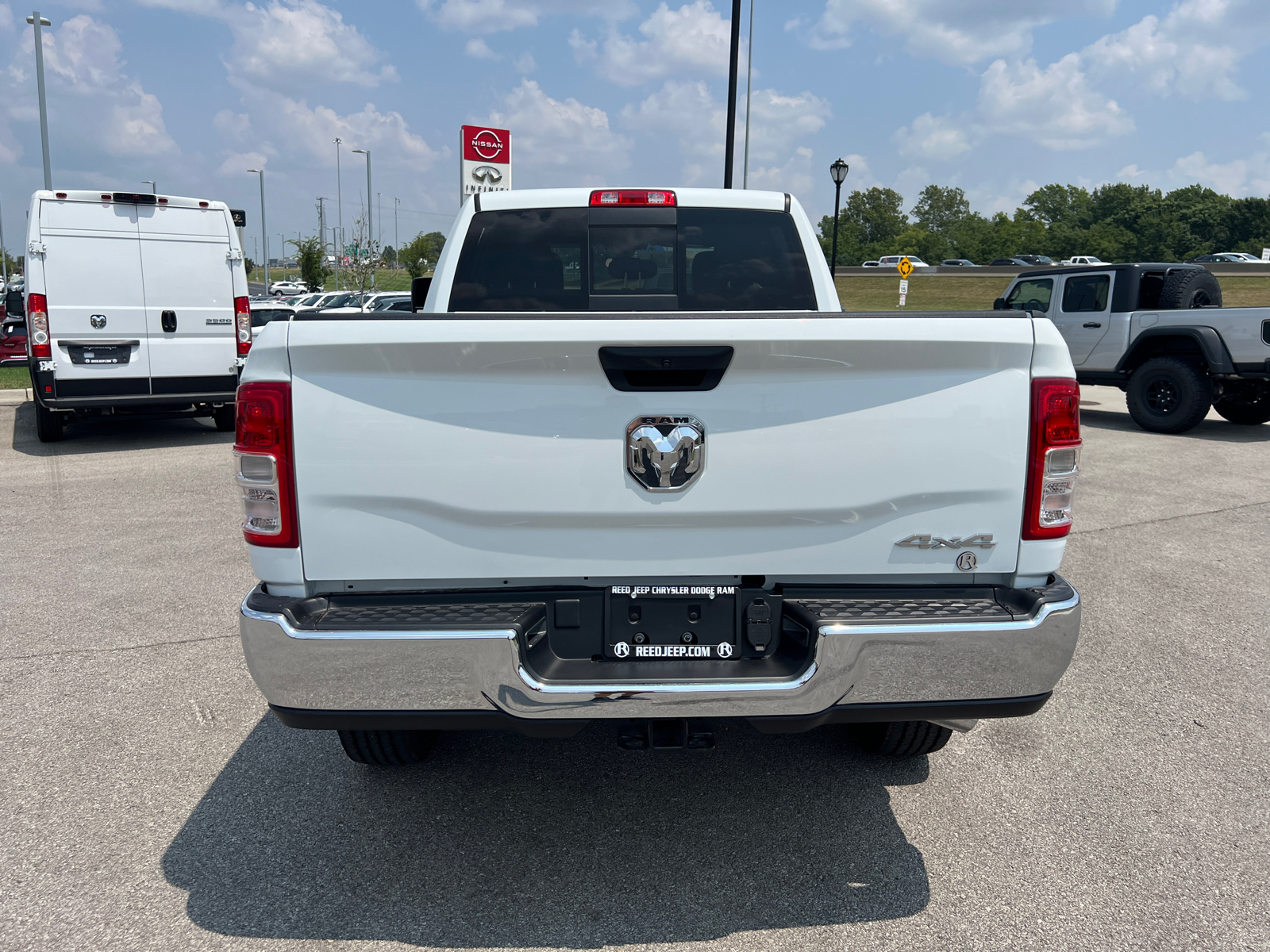 2024 Ram 2500 Tradesman 4x4 Crew Cab 64 Box 8