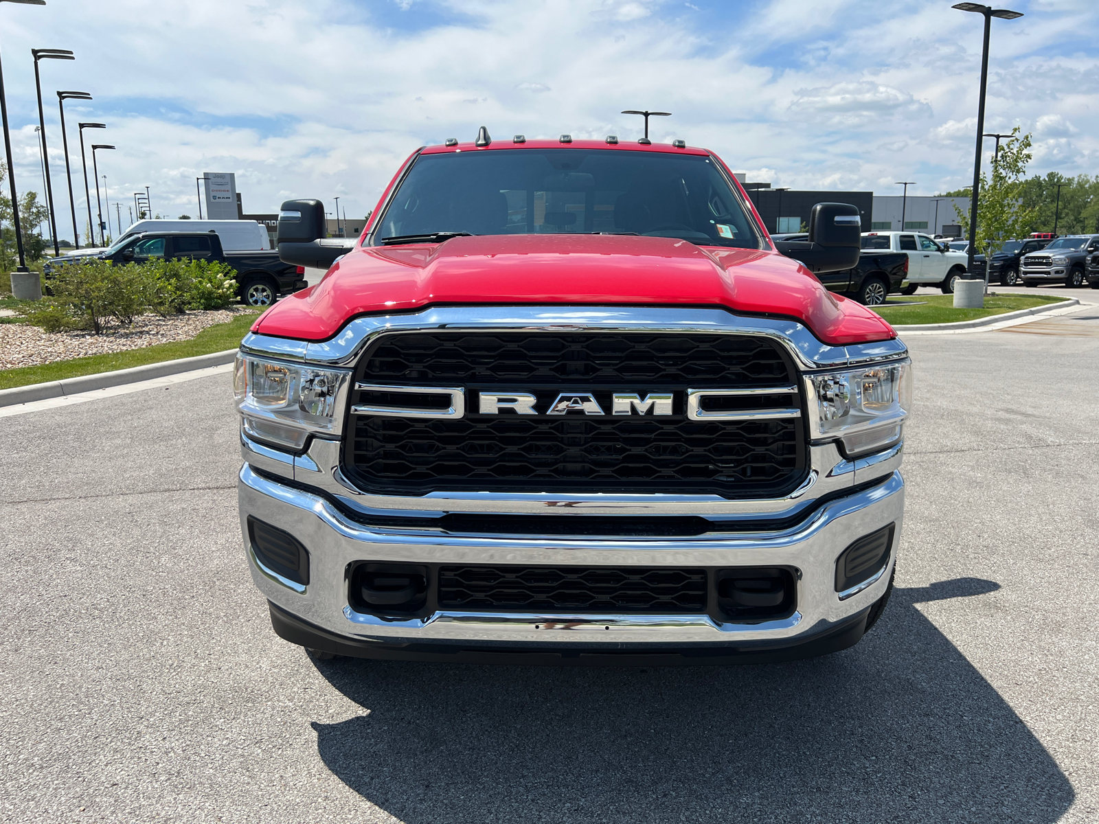 2024 Ram 2500 Tradesman 4x4 Crew Cab 64 Box 3