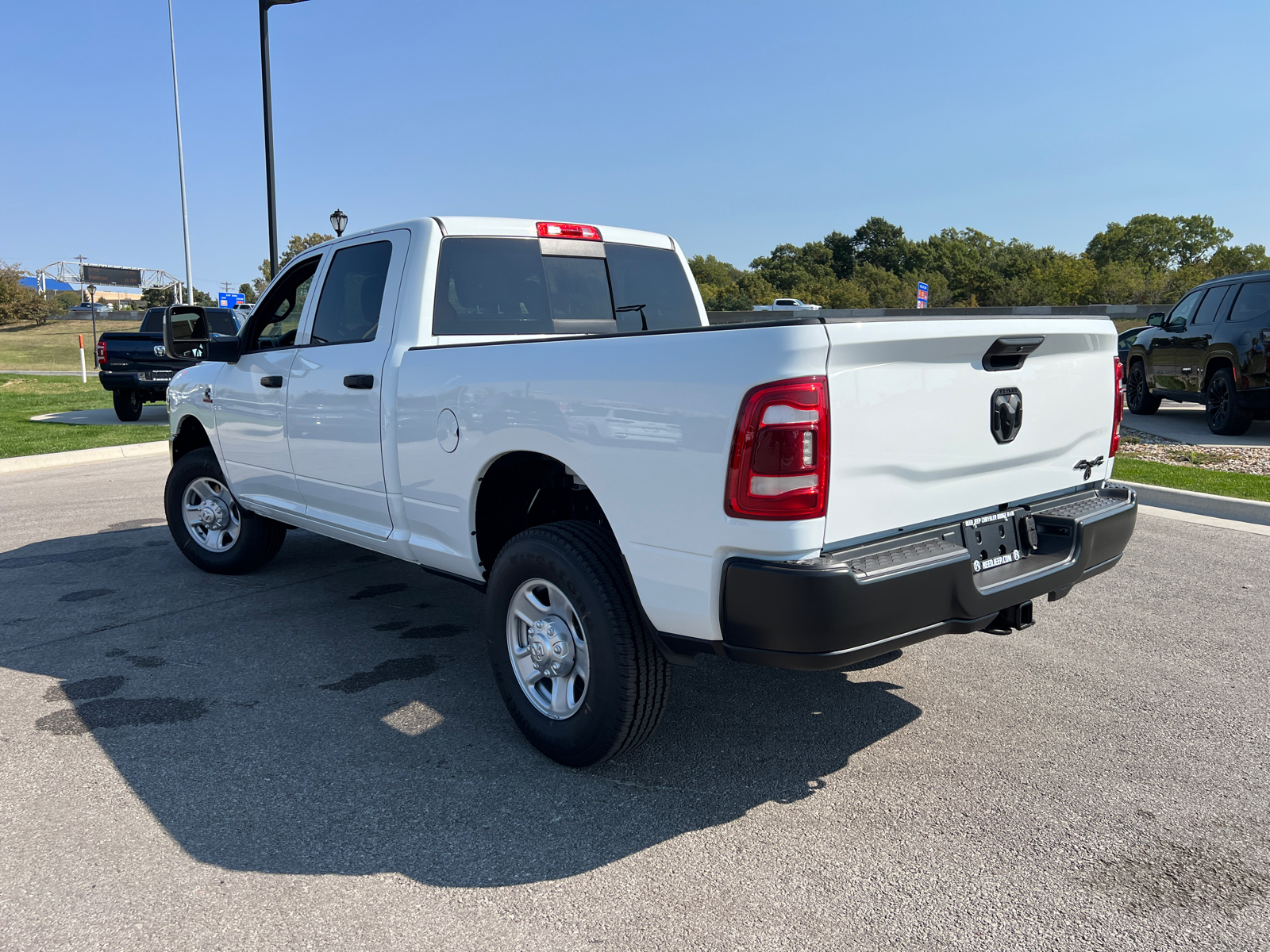 2024 Ram 3500 Tradesman 4x4 Crew Cab 64 Box 7