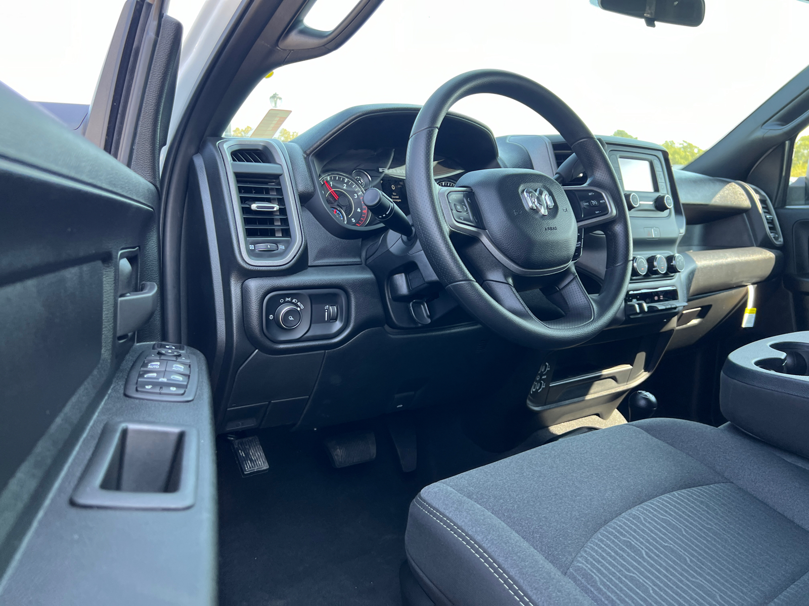 2024 Ram 3500 Tradesman 4x4 Crew Cab 64 Box 17