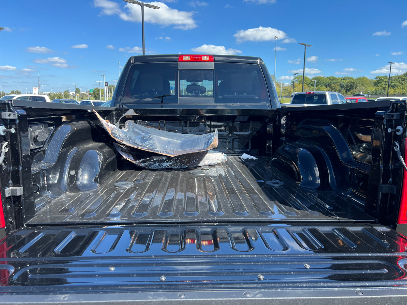 2024 Ram 2500 Tradesman 4x4 Crew Cab 64 Box 10