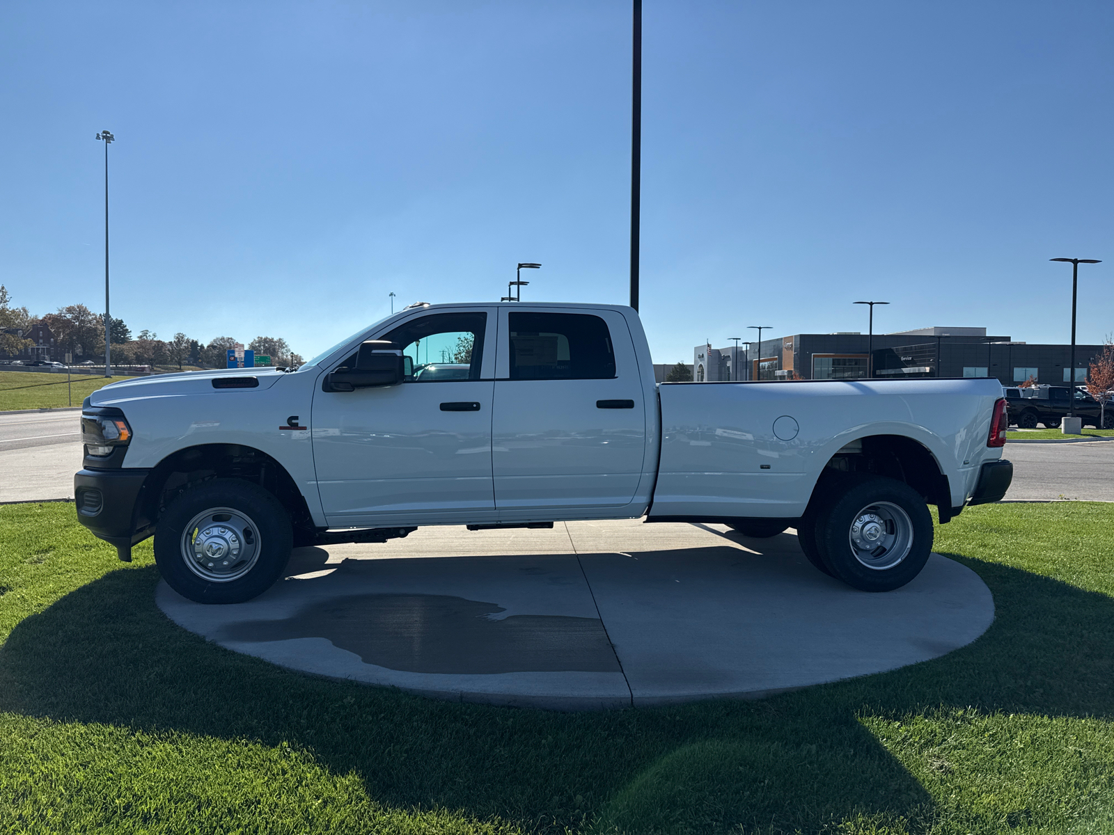 2024 Ram 3500 Tradesman 4x4 Crew Cab 8 Box 5