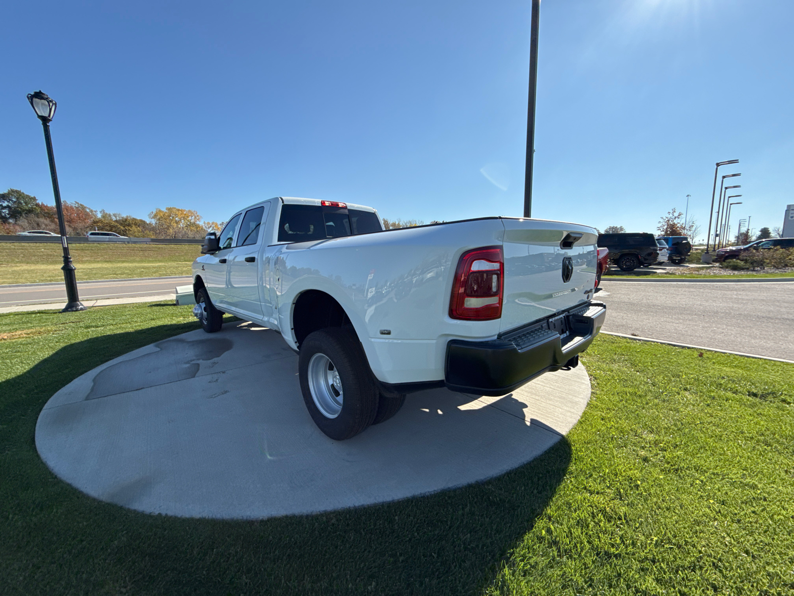 2024 Ram 3500 Tradesman 4x4 Crew Cab 8 Box 24