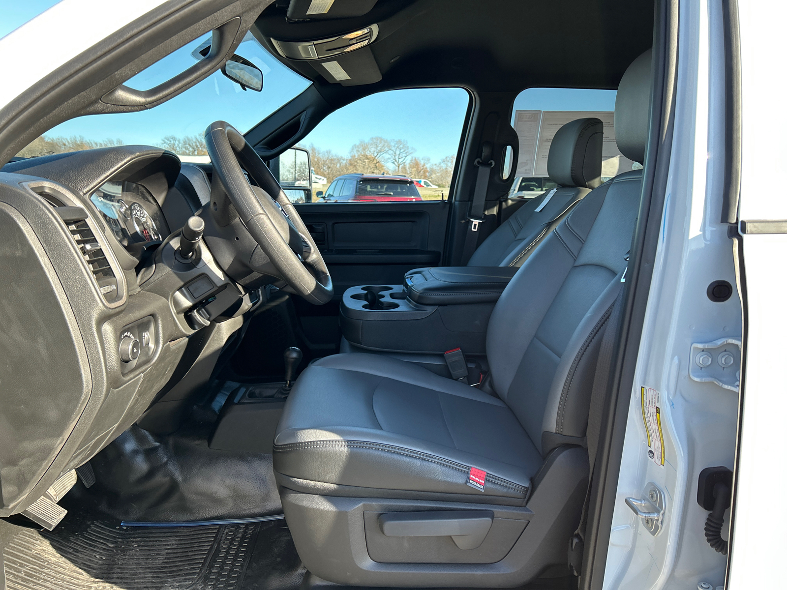 2024 Ram 2500 Tradesman 4x4 Crew Cab 64 Box 22