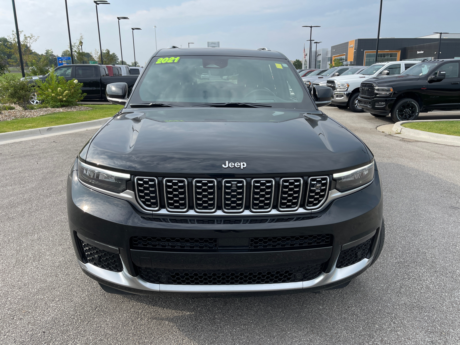 2021 Jeep Grand Cherokee L Summit 3