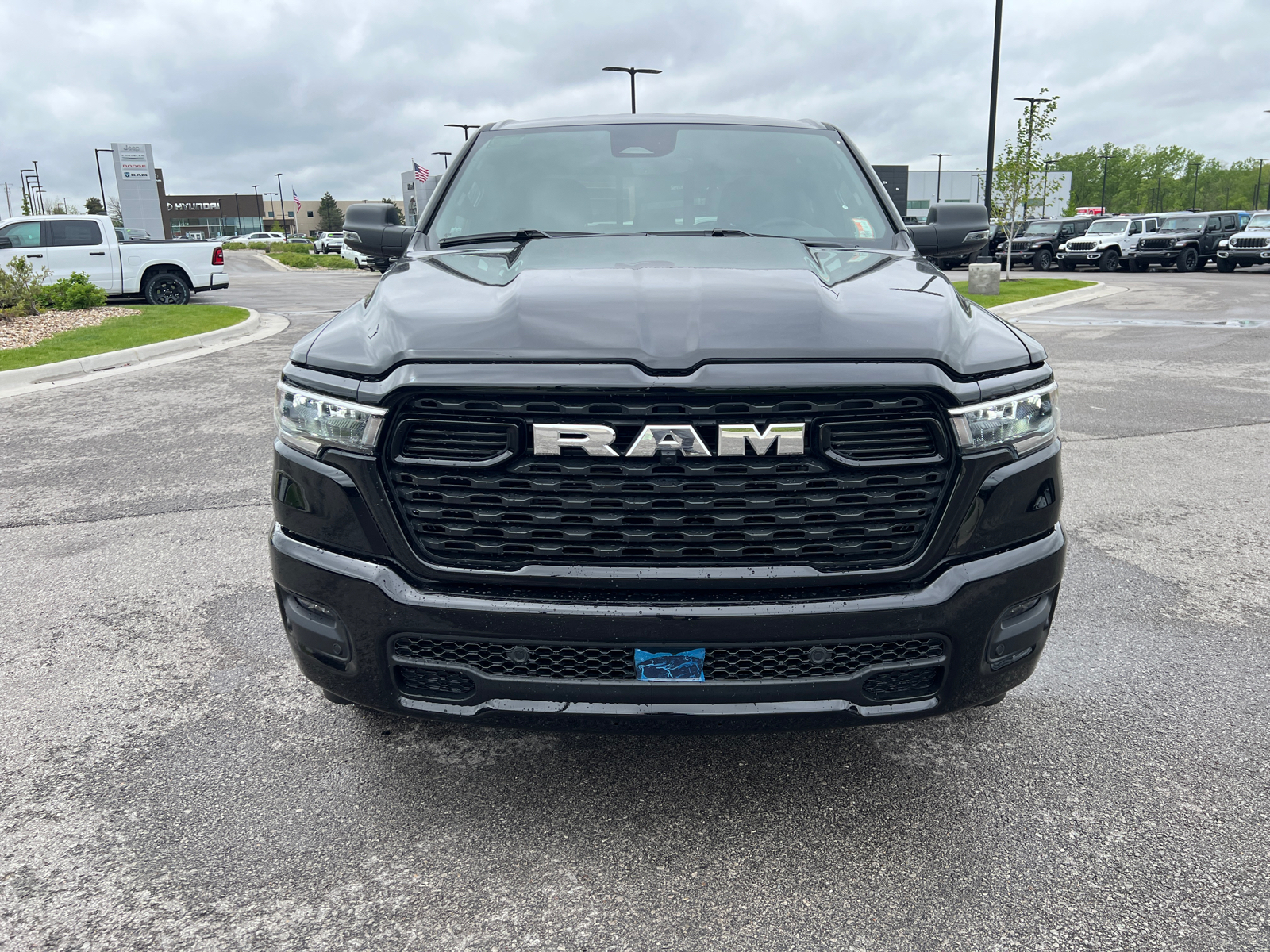 2025 Ram 1500 Big Horn 4x4 Crew Cab 57 Box 3