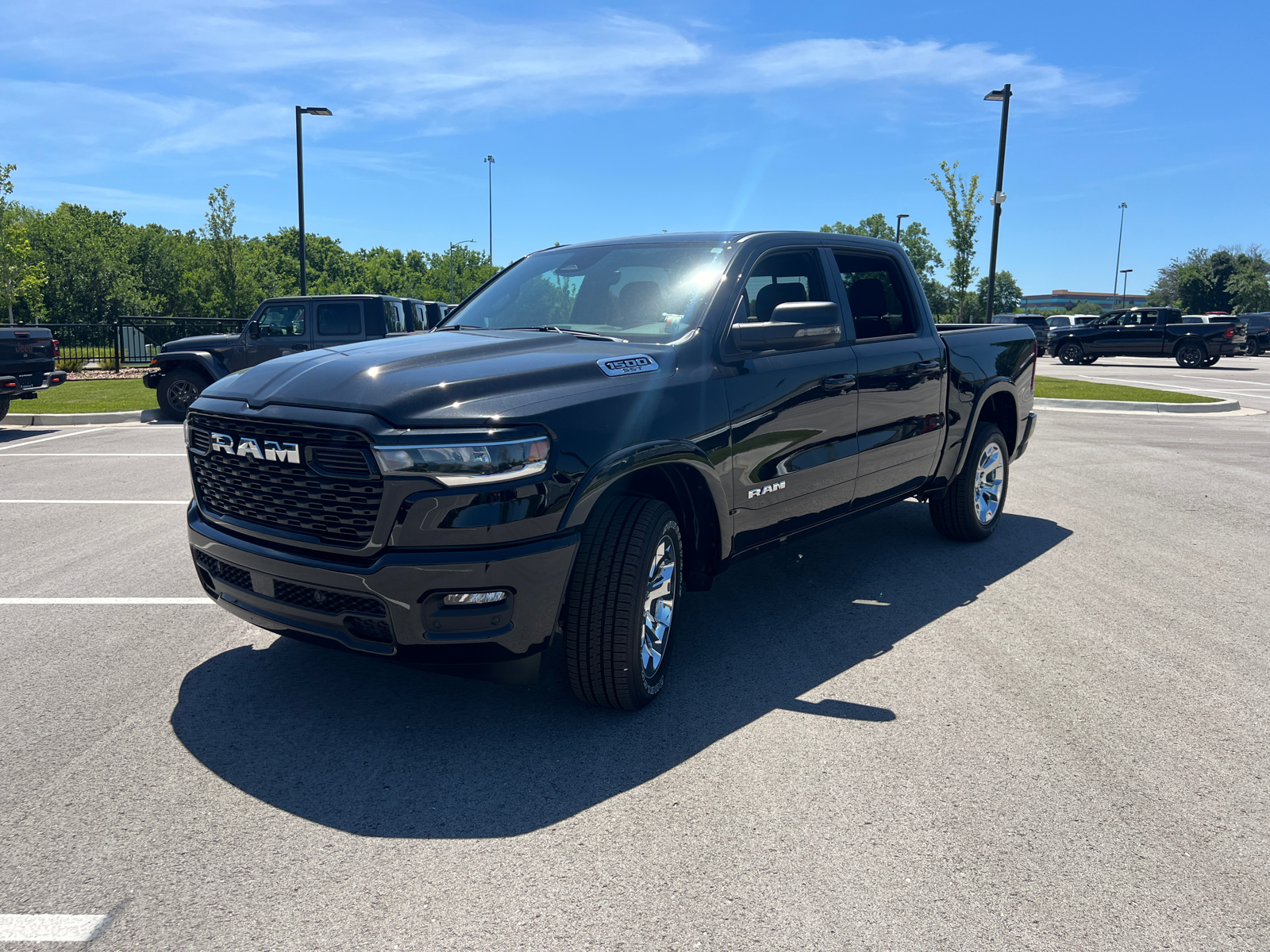 2025 Ram 1500 Big Horn 4x4 Crew Cab 57 Box 4