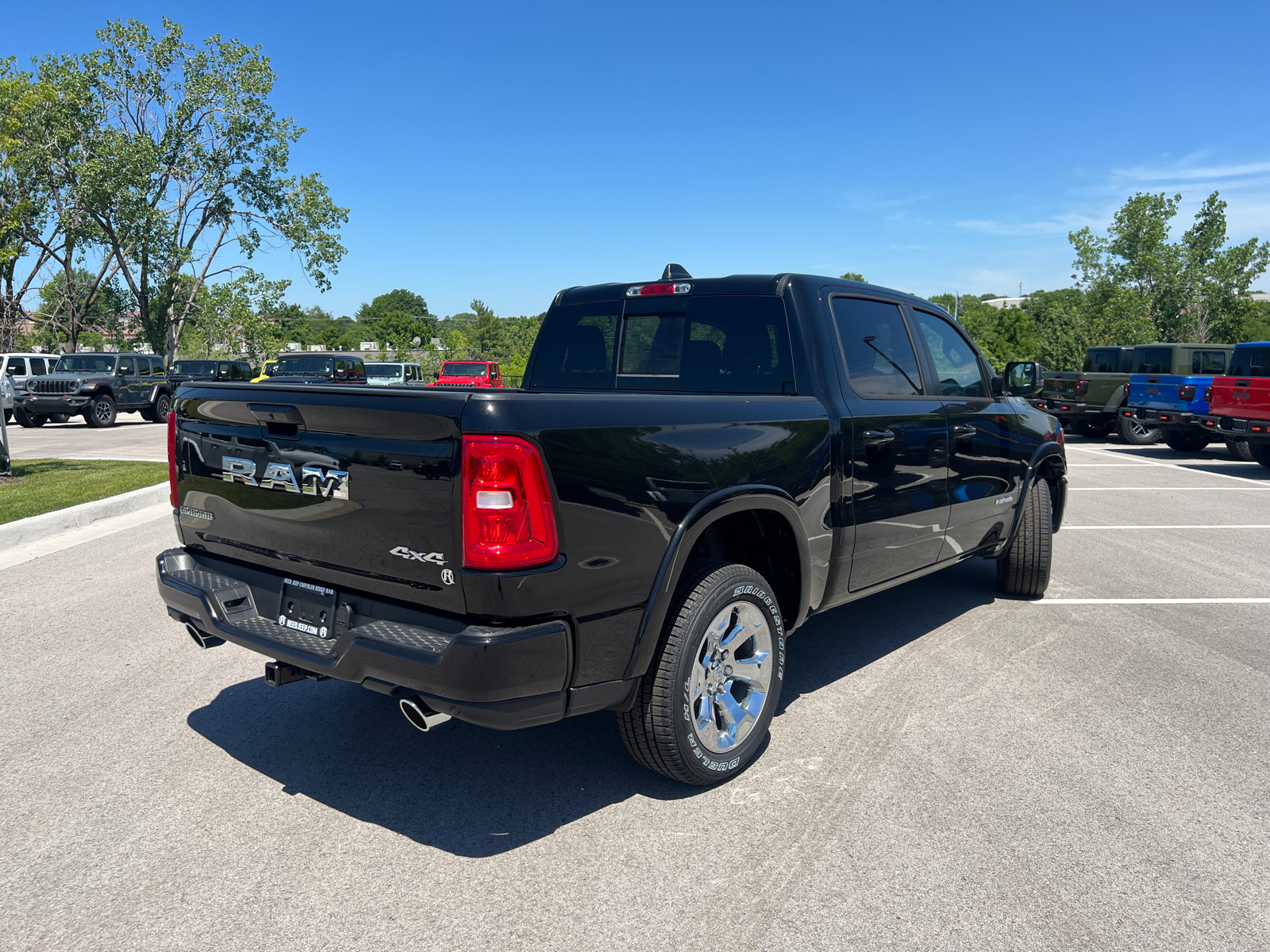 2025 Ram 1500 Big Horn 4x4 Crew Cab 57 Box 9