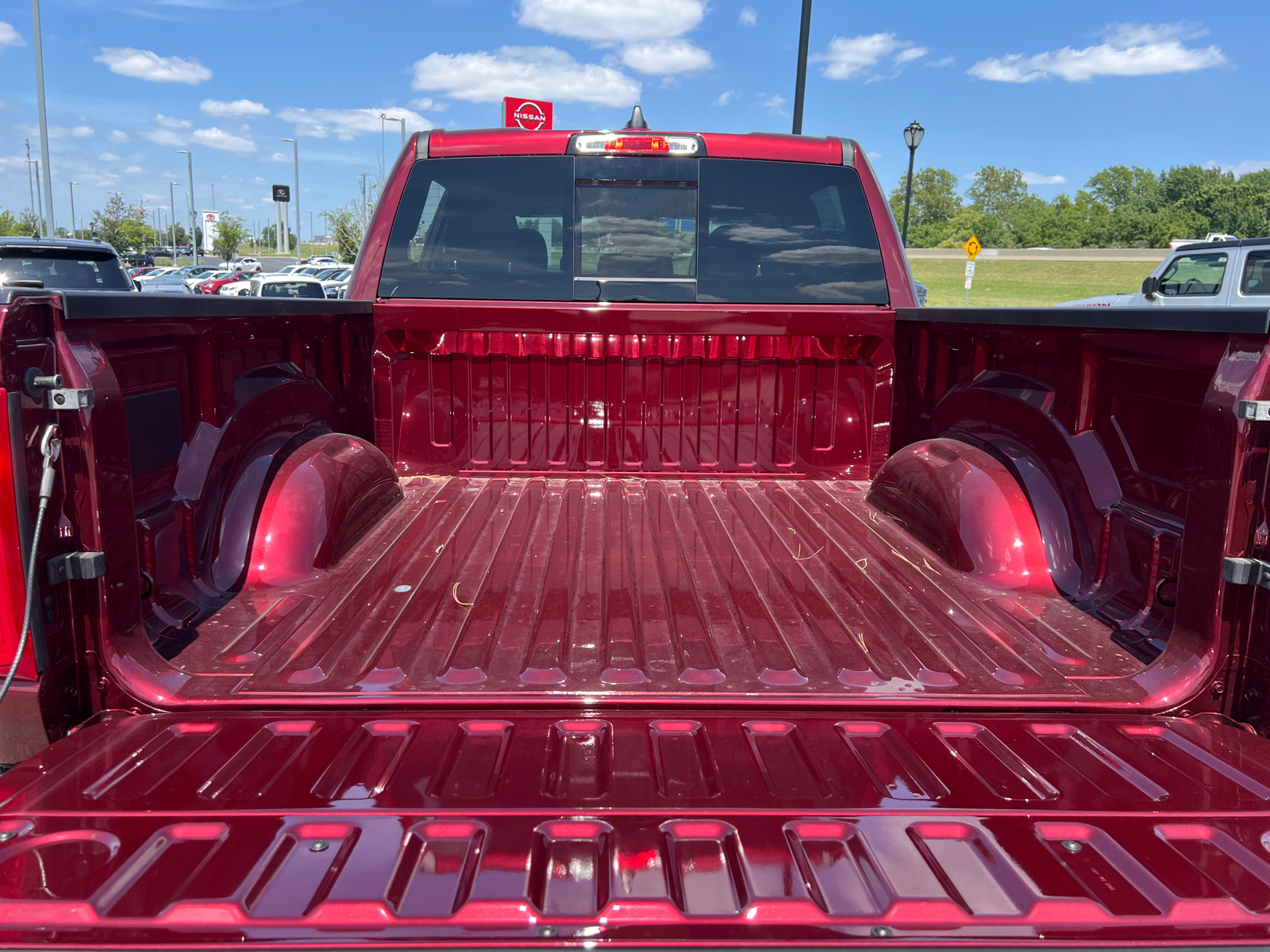 2025 Ram 1500 Big Horn 4x4 Crew Cab 57 Box 10