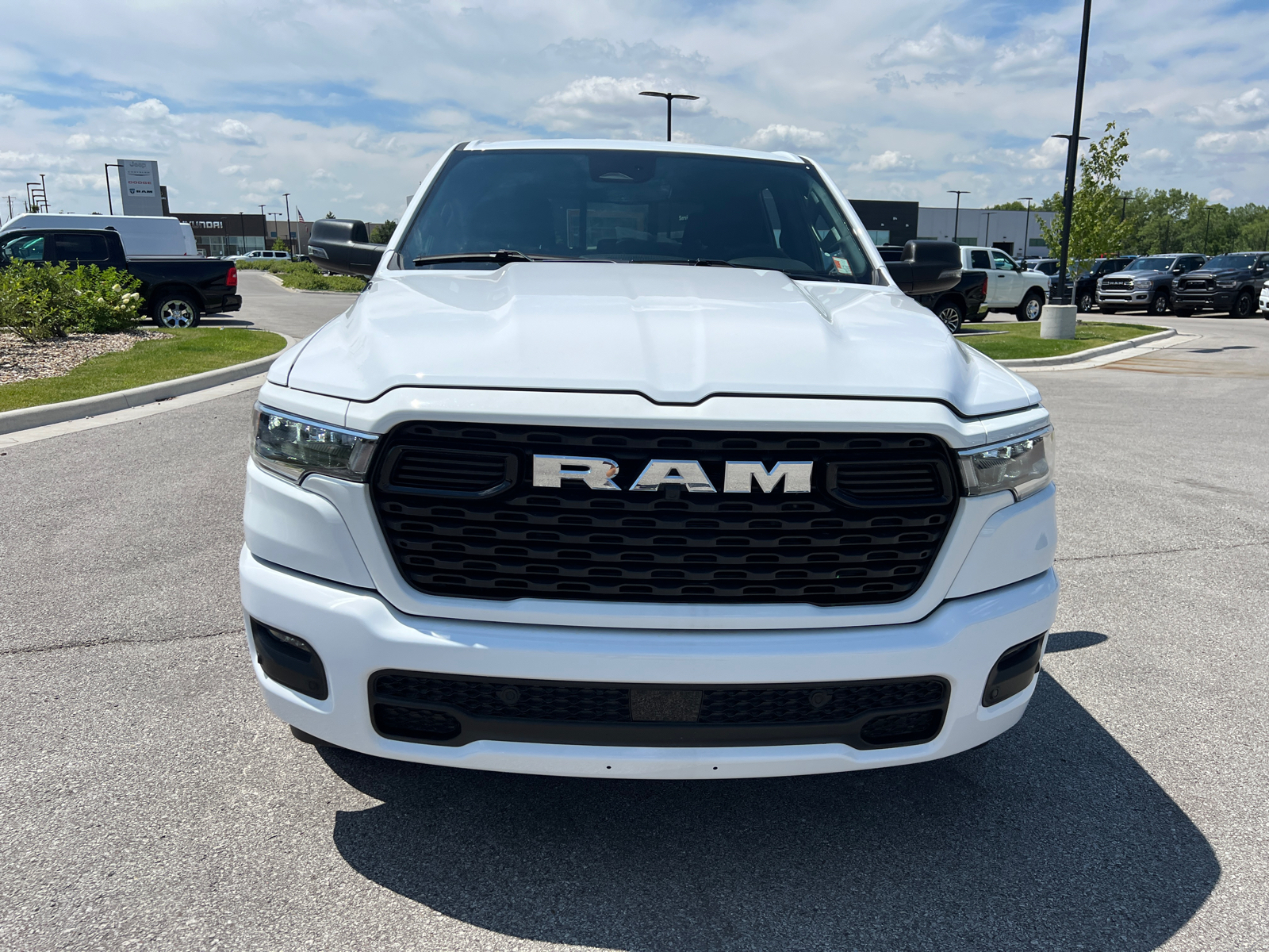 2025 Ram 1500 Big Horn 4x4 Crew Cab 57 Box 3