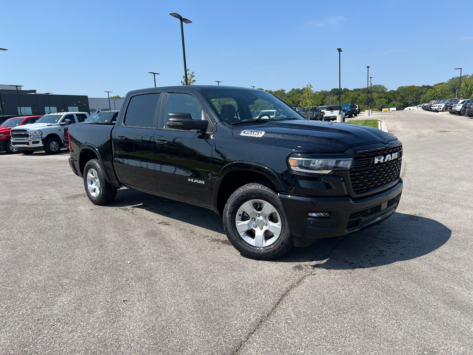 2025 Ram 1500 Big Horn 4x4 Crew Cab 57 Box 1