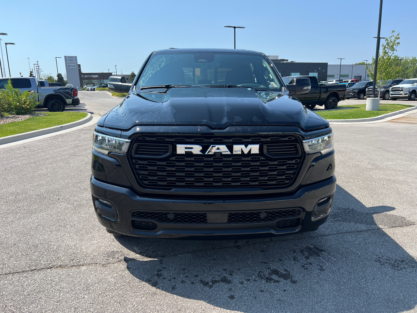 2025 Ram 1500 Big Horn 4x4 Crew Cab 57 Box 3