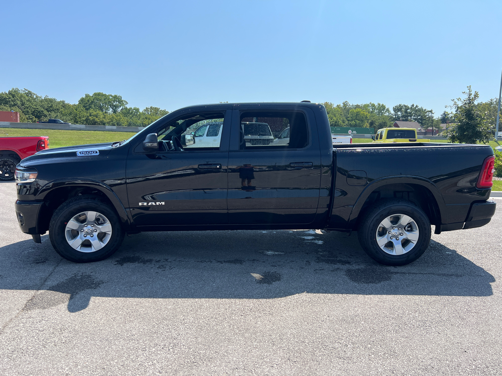 2025 Ram 1500 Big Horn 4x4 Crew Cab 57 Box 5