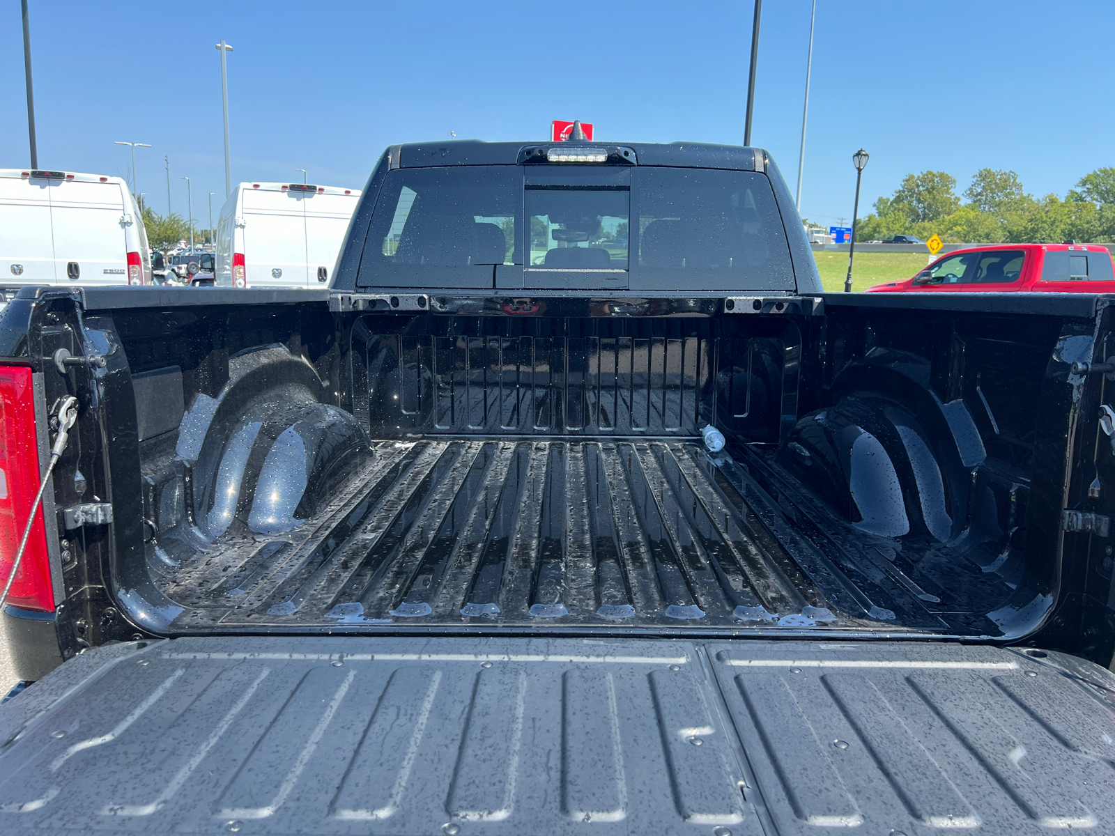 2025 Ram 1500 Big Horn 4x4 Crew Cab 57 Box 10