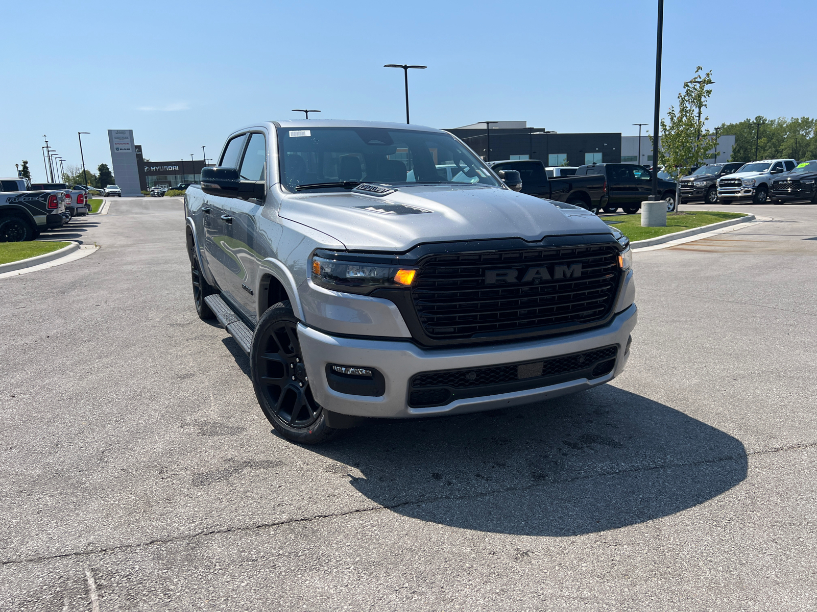 2025 Ram 1500 Laramie 4x4 Crew Cab 57 Box 2