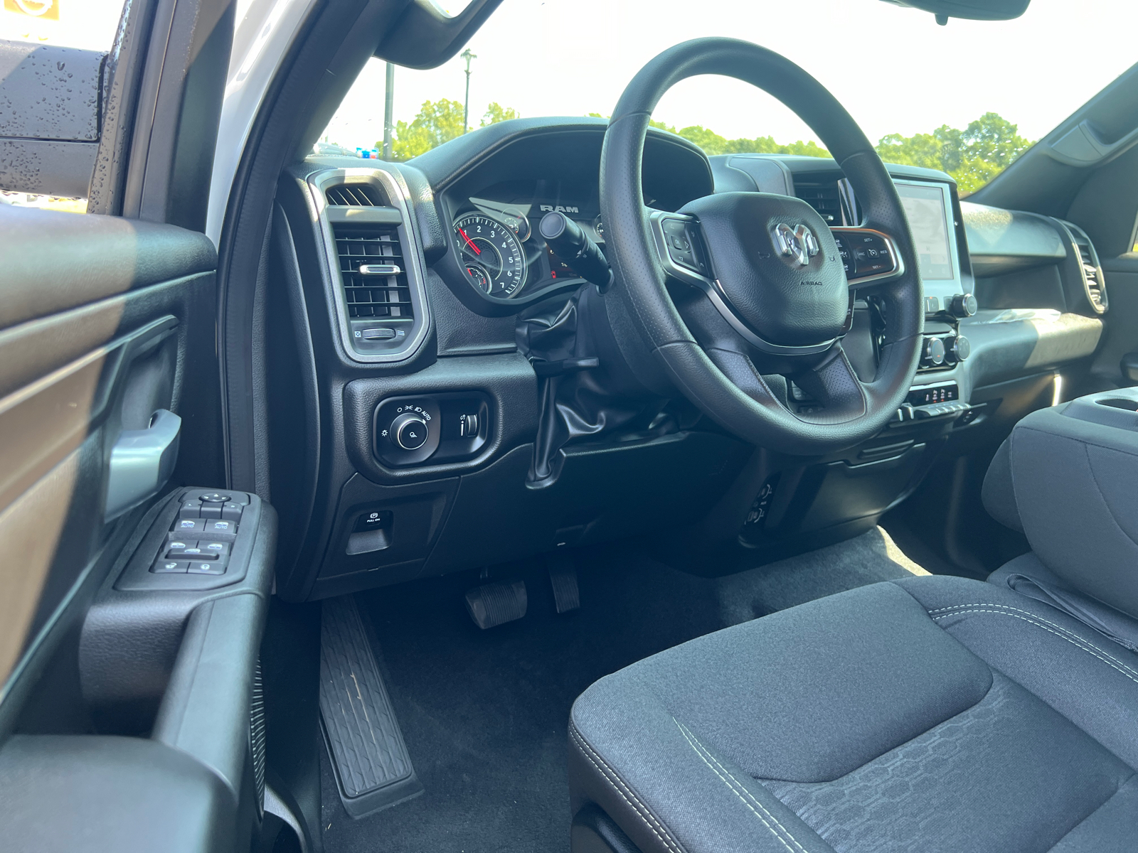 2025 Ram 1500 Tradesman 4x4 Crew Cab 57 Box 18