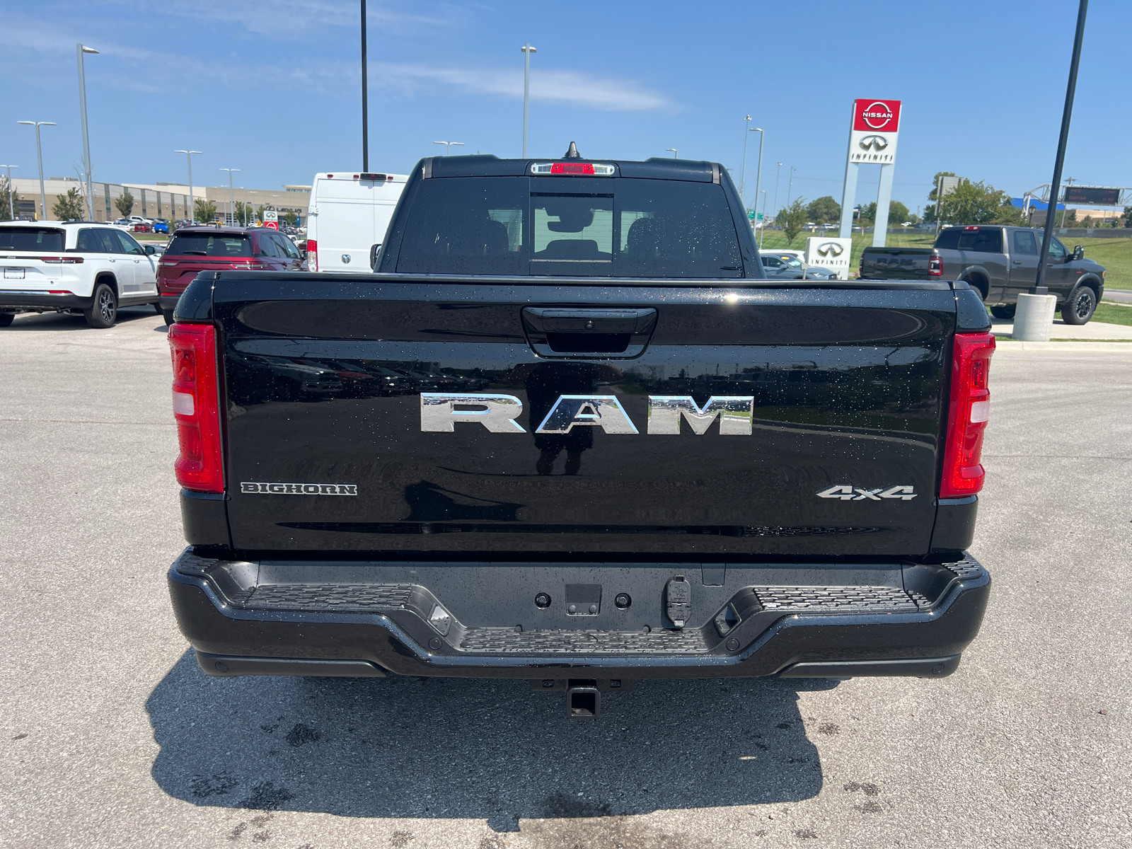 2025 Ram 1500 Big Horn 4x4 Quad Cab 64 Box 8