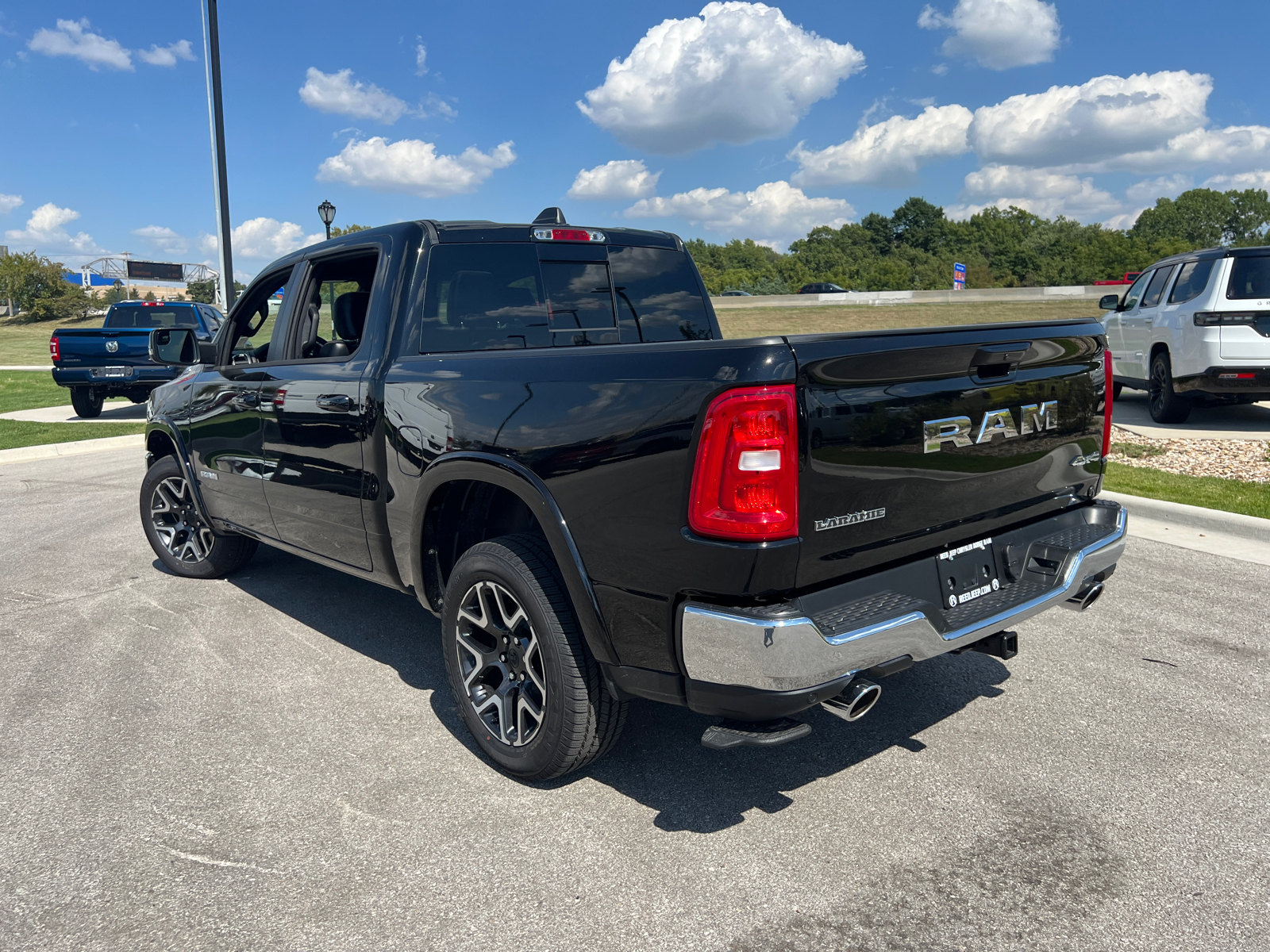 2025 Ram 1500 Laramie 4x4 Crew Cab 57 Box 7