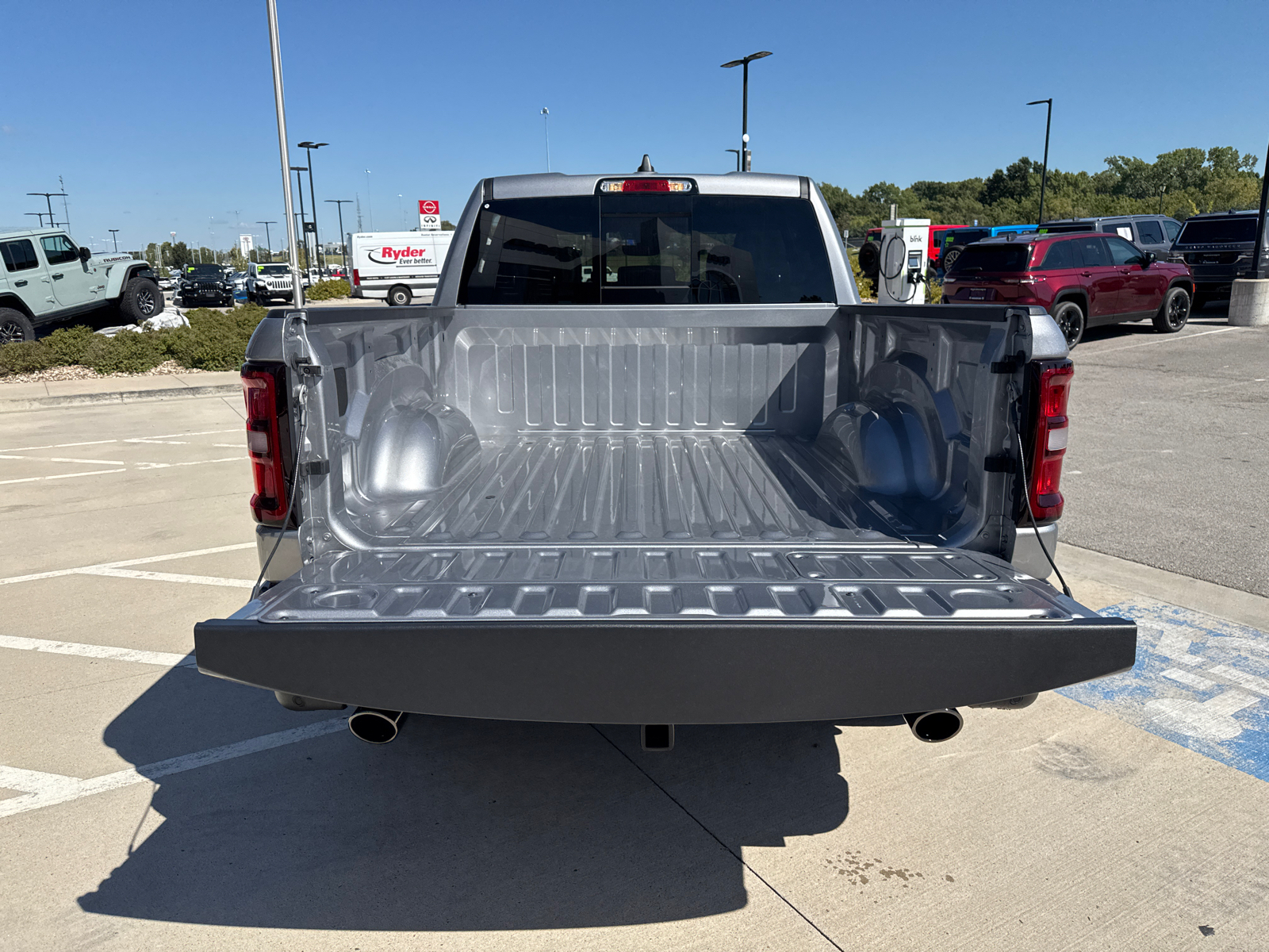 2025 Ram 1500 Laramie 4x4 Crew Cab 57 Box 11