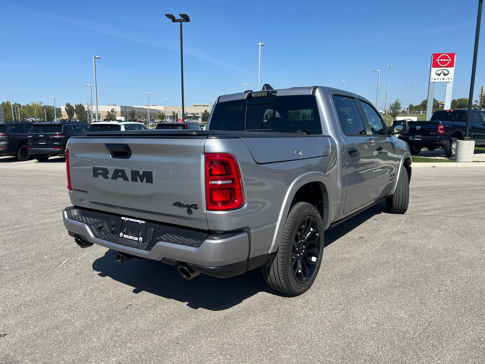 2025 Ram 1500 Limited 4x4 Crew Cab 57 Box 9