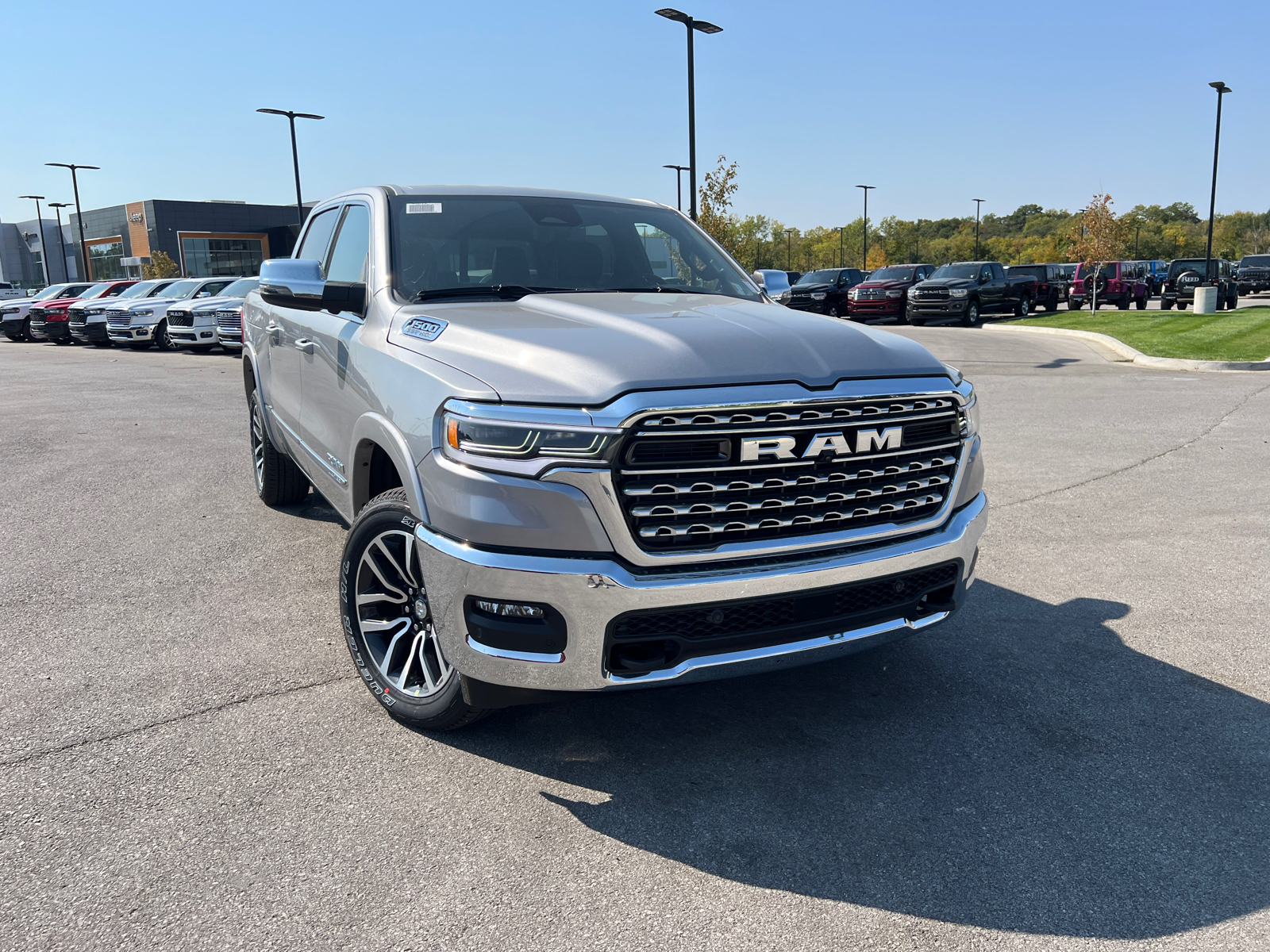 2025 Ram 1500 Limited 4x4 Crew Cab 57 Box 2