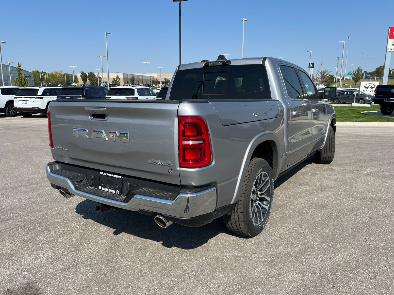 2025 Ram 1500 Limited 4x4 Crew Cab 57 Box 9