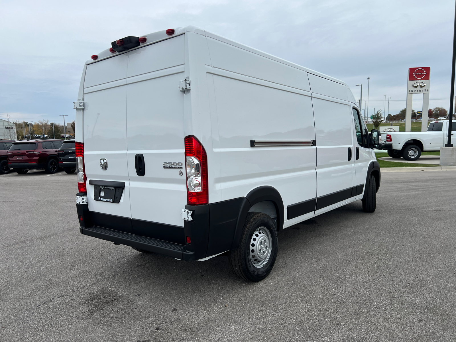 2025 Ram ProMaster Tradesman 9