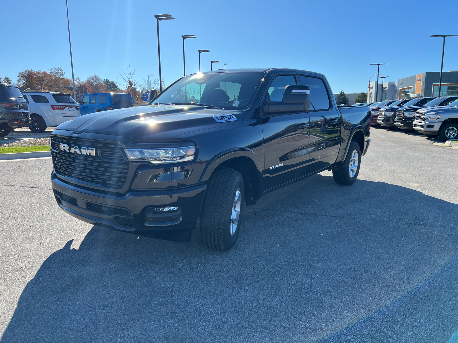 2025 Ram 1500 Big Horn 4x4 Crew Cab 57 Box 4