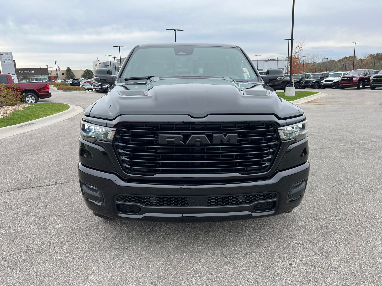 2025 Ram 1500 Laramie 4x4 Crew Cab 57 Box 3