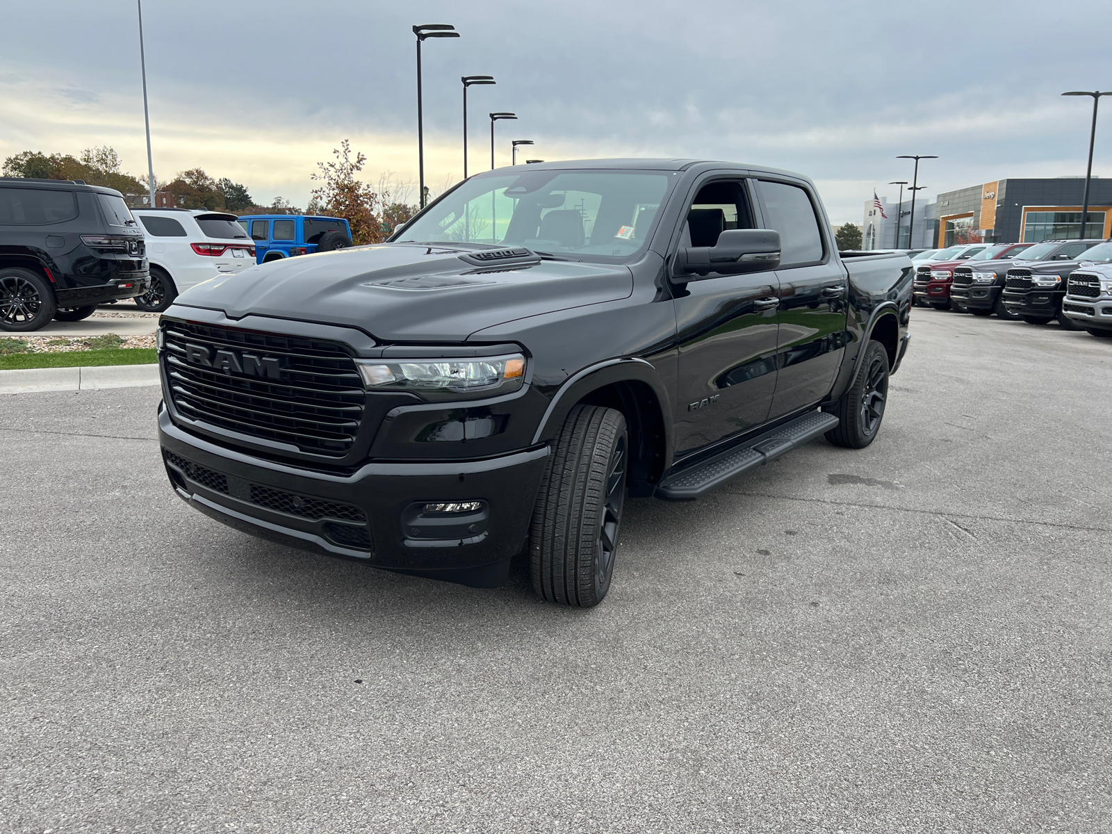 2025 Ram 1500 Laramie 4x4 Crew Cab 57 Box 4