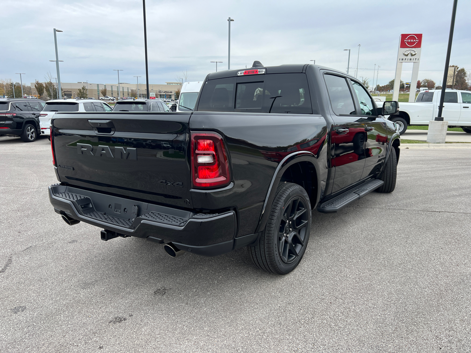 2025 Ram 1500 Laramie 4x4 Crew Cab 57 Box 9