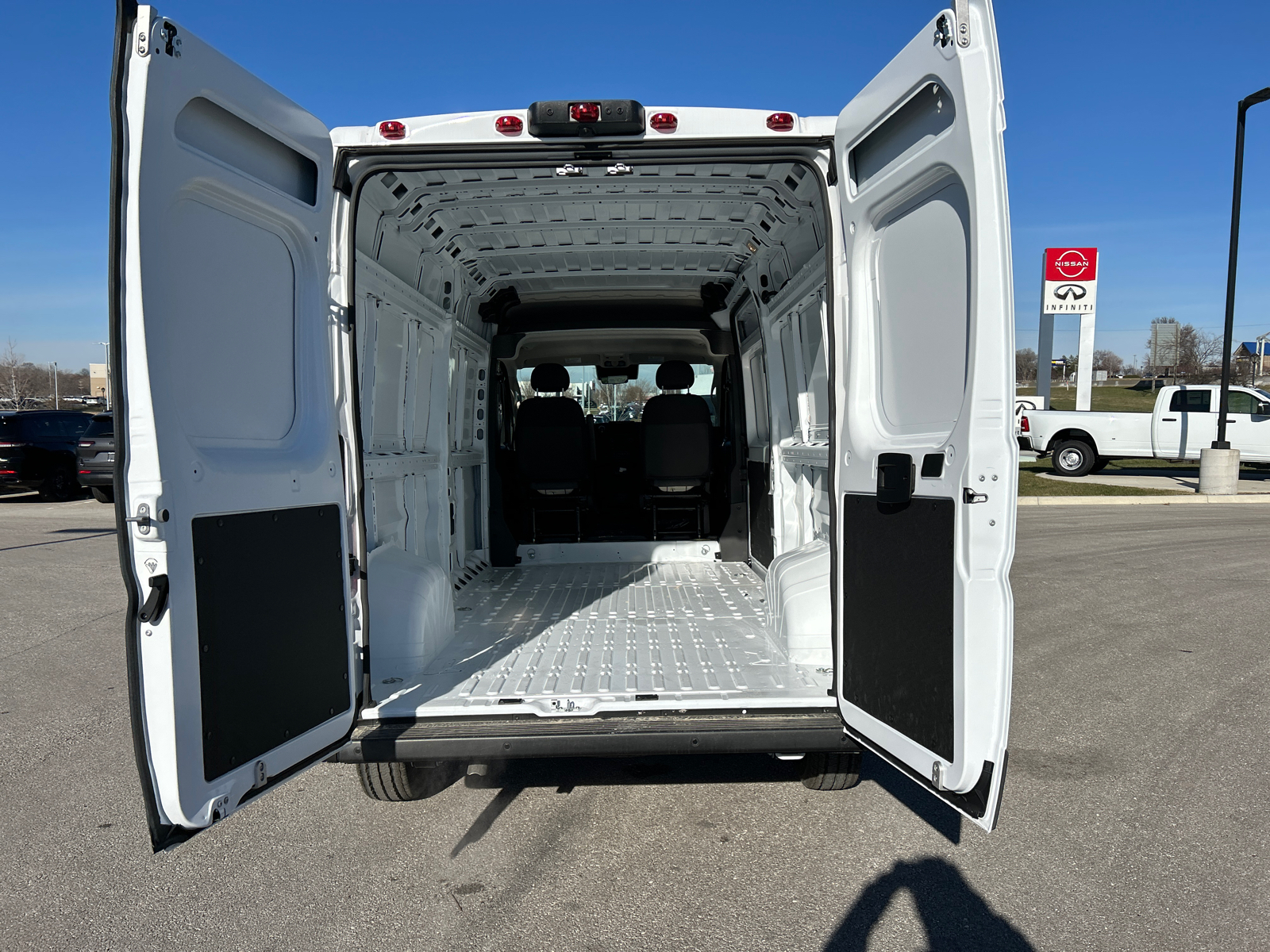 2025 Ram ProMaster SLT 9