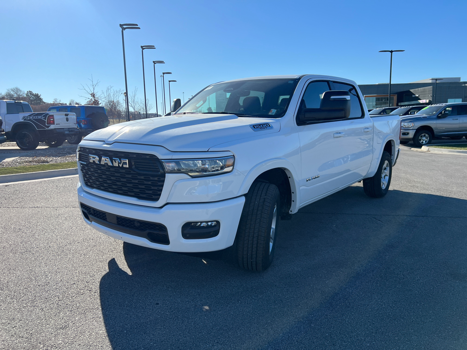 2025 Ram 1500 Big Horn 4x4 Crew Cab 57 Box 4