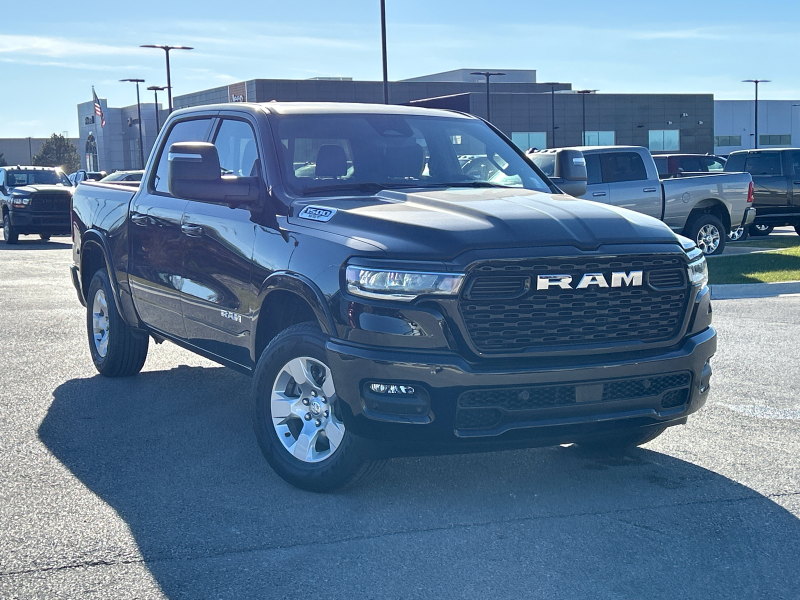 2025 Ram 1500 Big Horn 4x4 Crew Cab 57 Box 2