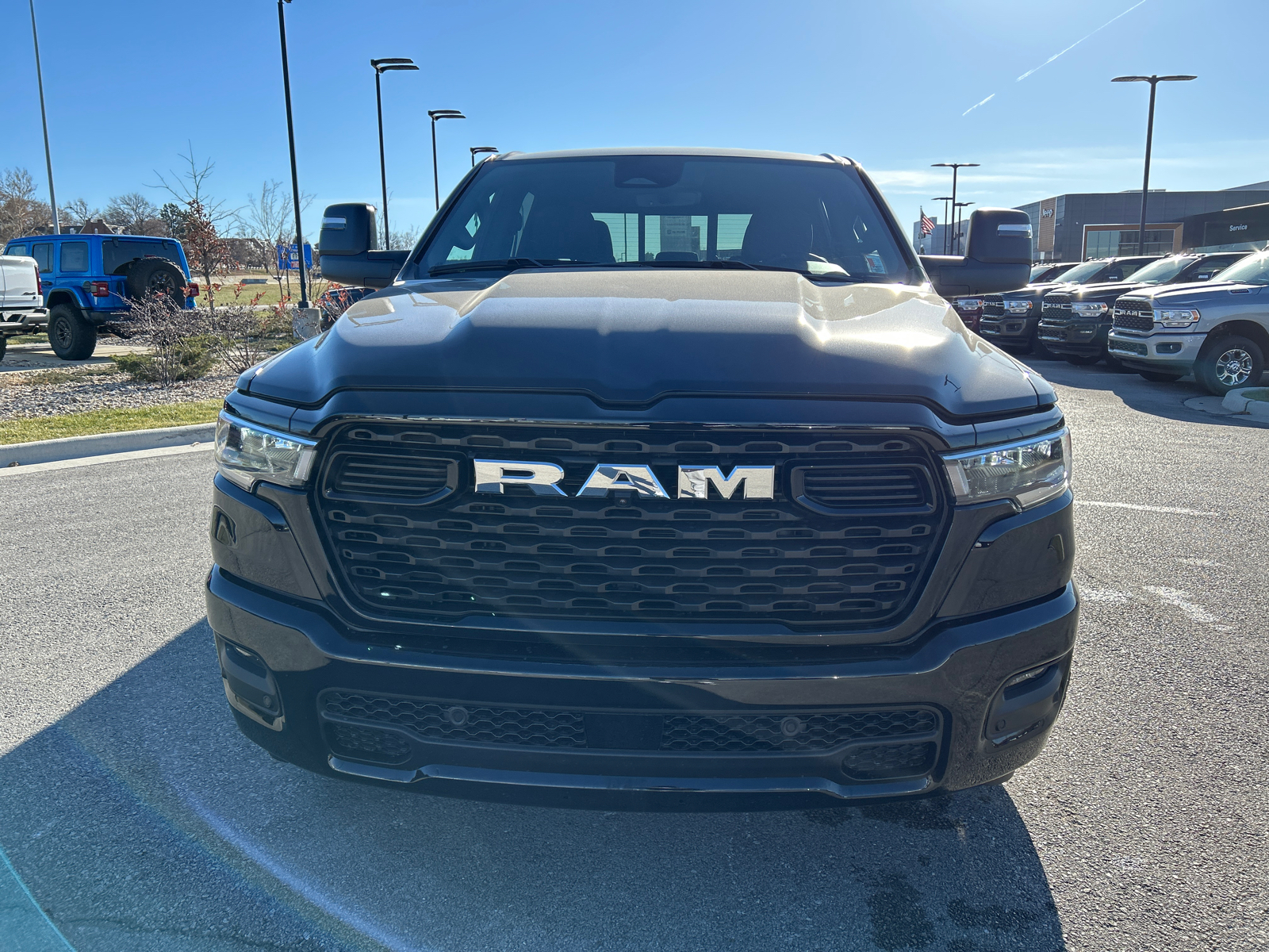 2025 Ram 1500 Big Horn 4x4 Crew Cab 57 Box 3