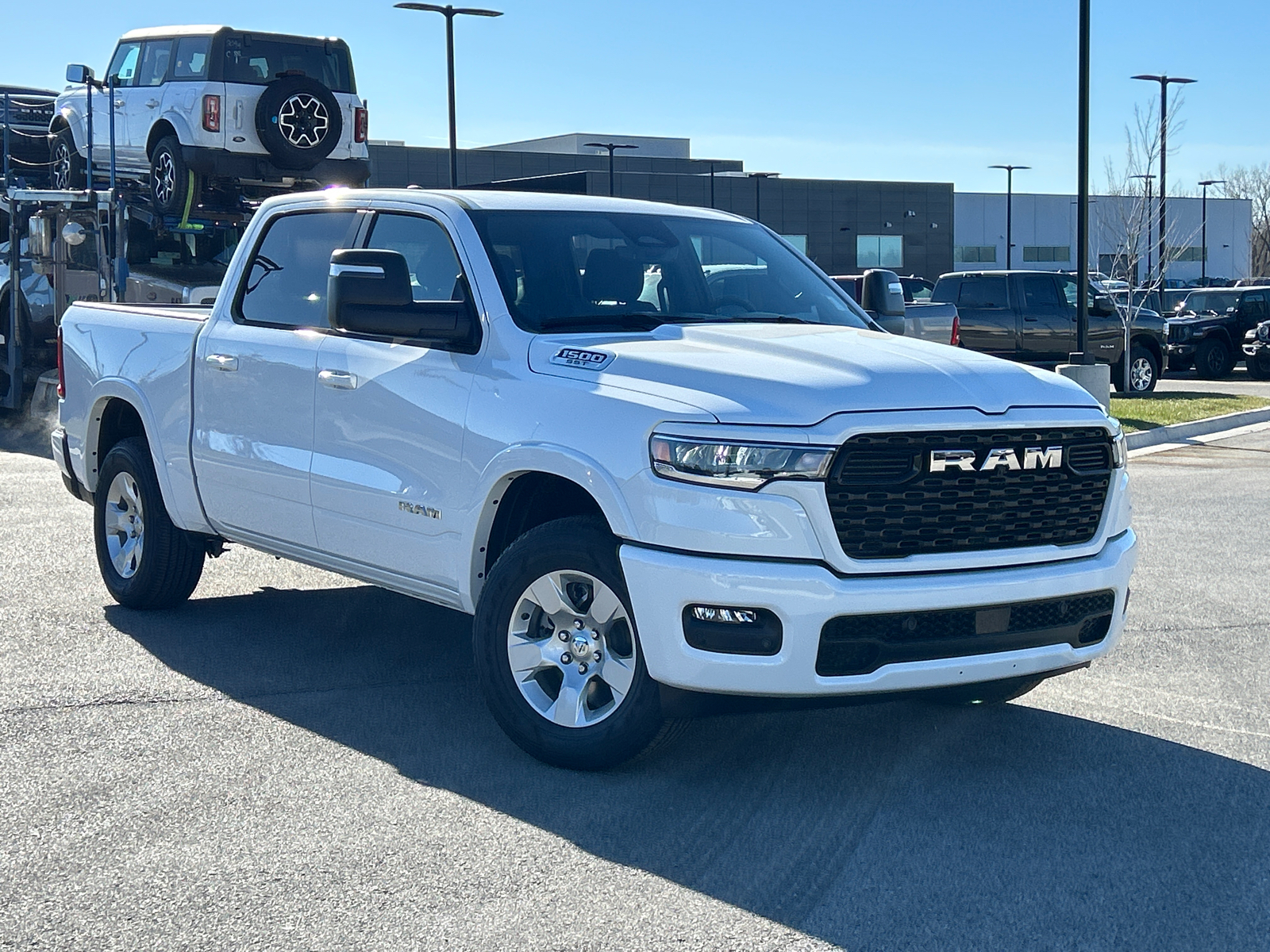 2025 Ram 1500 Big Horn 4x4 Crew Cab 57 Box 1