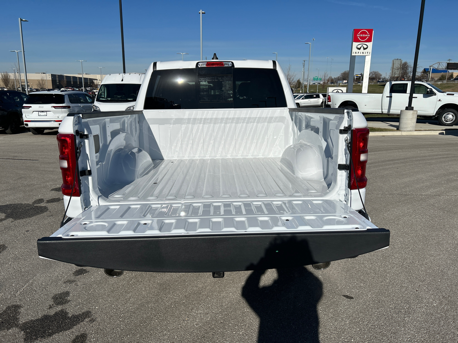 2025 Ram 1500 Big Horn 4x4 Crew Cab 57 Box 10