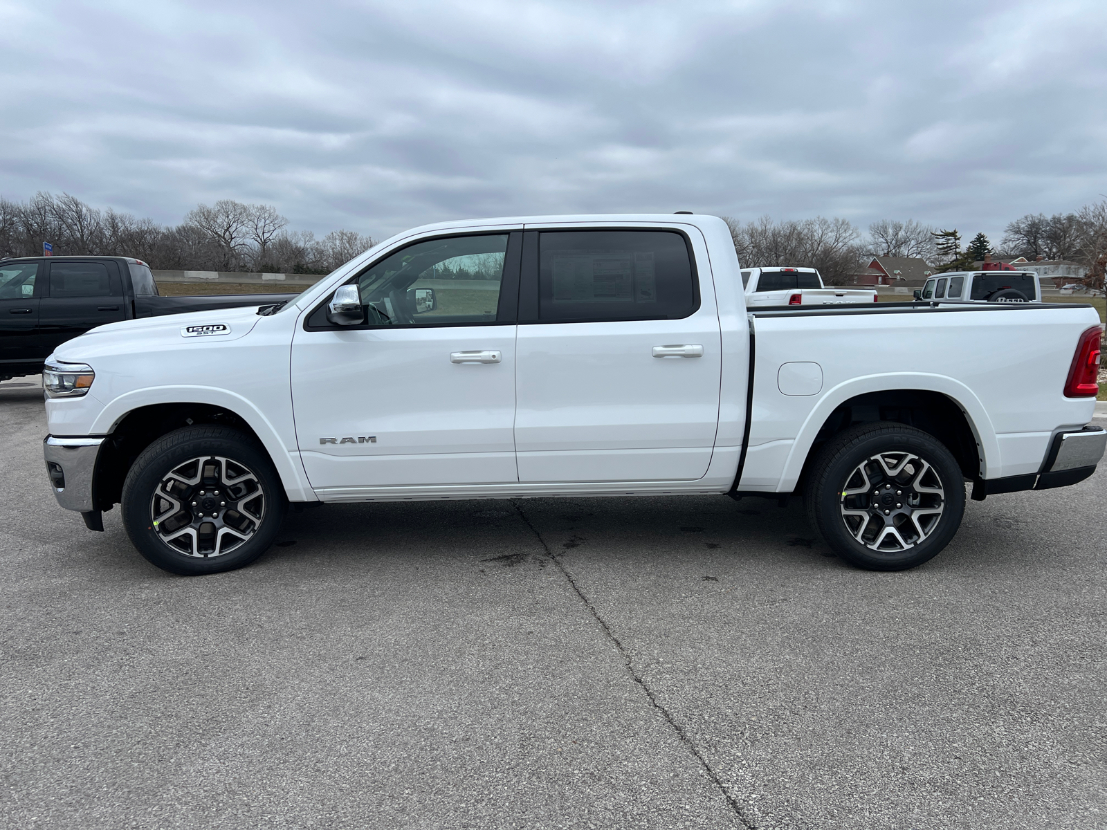 2025 Ram 1500 Laramie 4x4 Crew Cab 57 Box 5