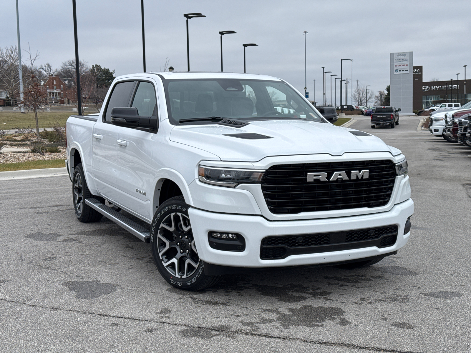 2025 Ram 1500 Laramie 4x4 Crew Cab 57 Box 2