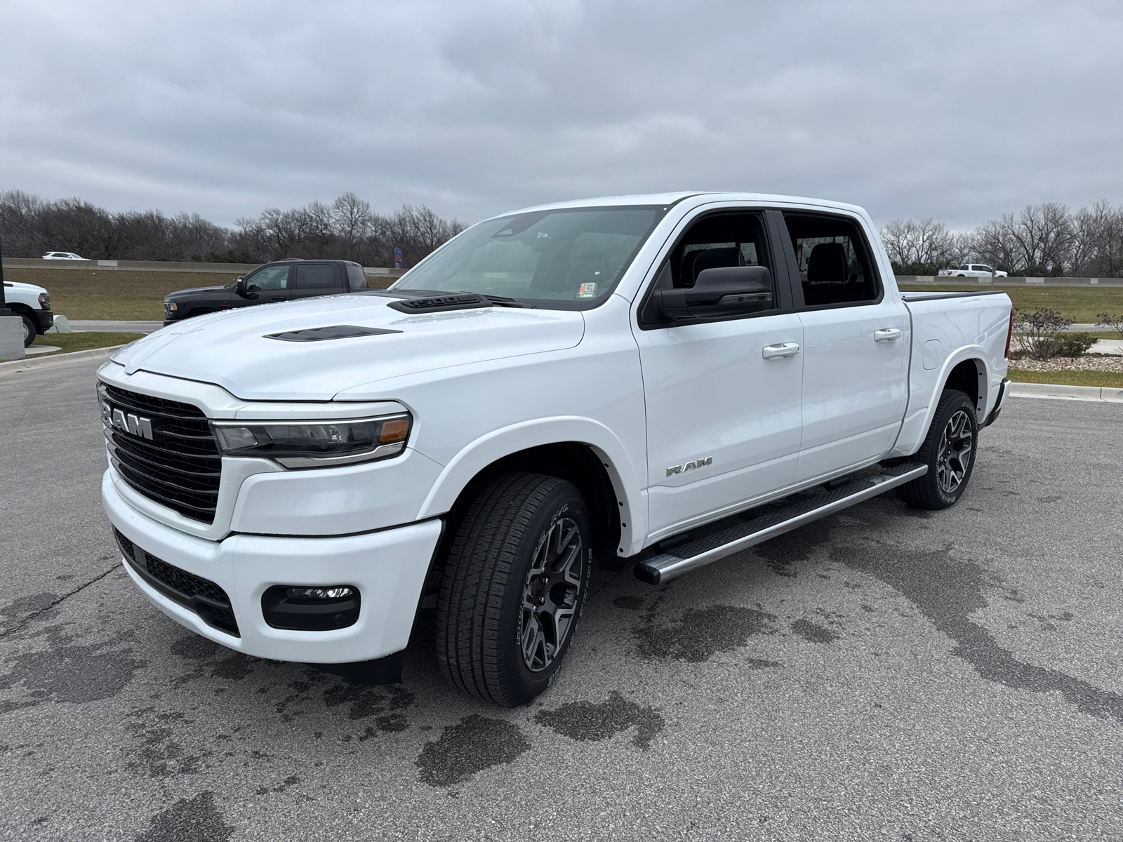 2025 Ram 1500 Laramie 4x4 Crew Cab 57 Box 4