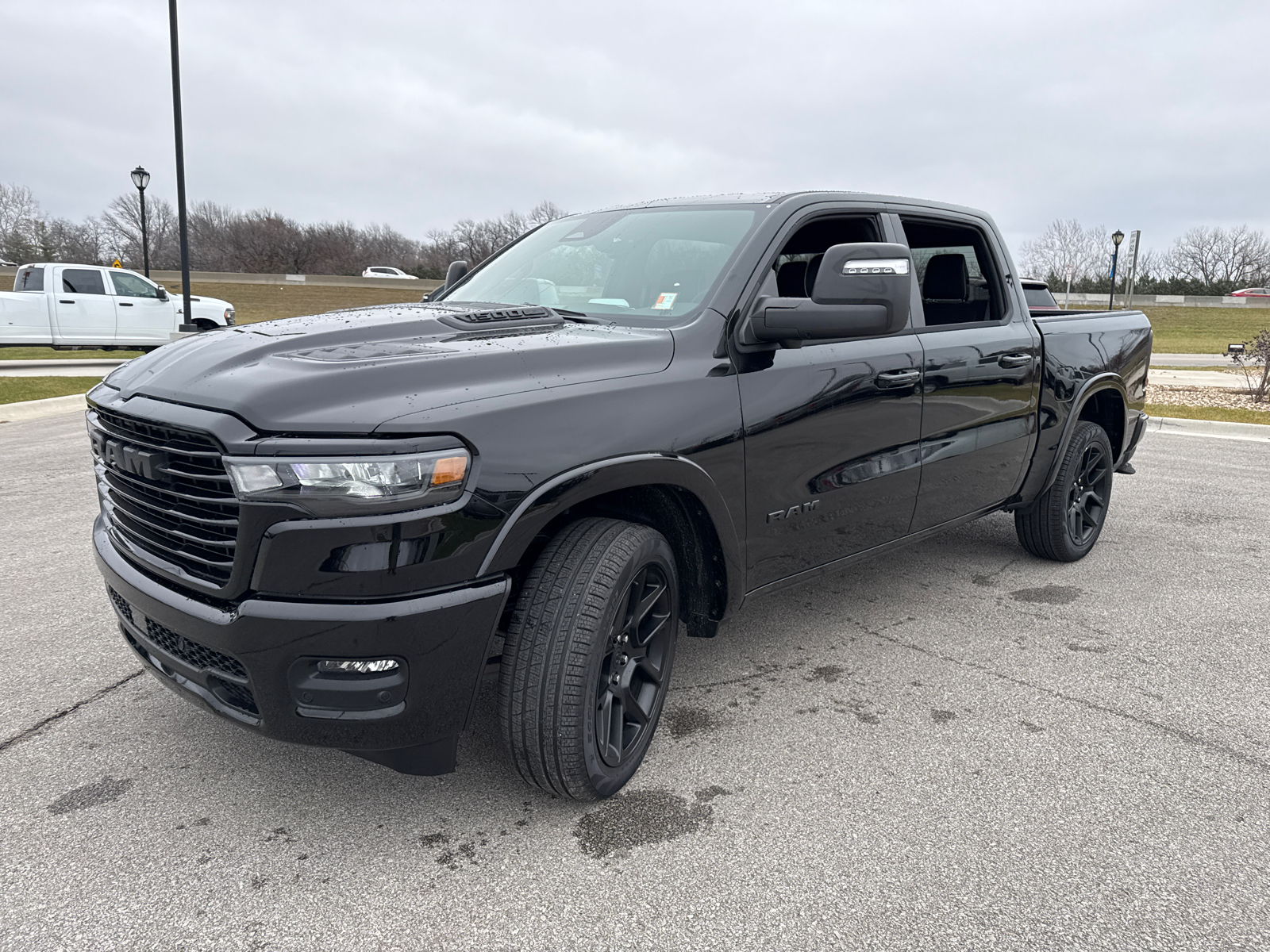 2025 Ram 1500 Laramie 4x4 Crew Cab 57 Box 4