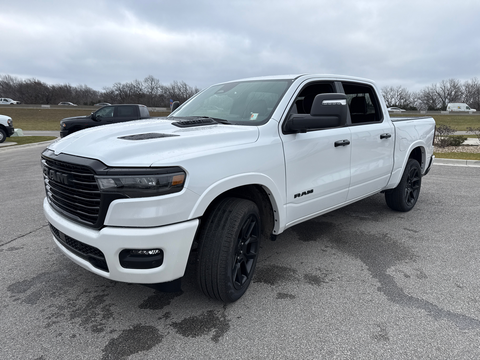 2025 Ram 1500 Laramie 4x4 Crew Cab 57 Box 4