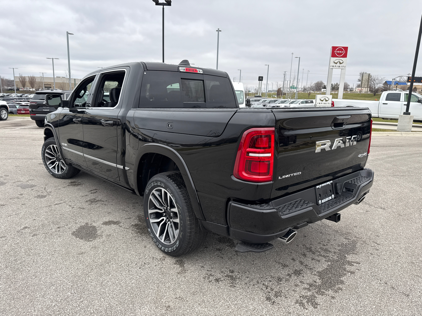 2025 Ram 1500 Limited 4x4 Crew Cab 57 Box 8