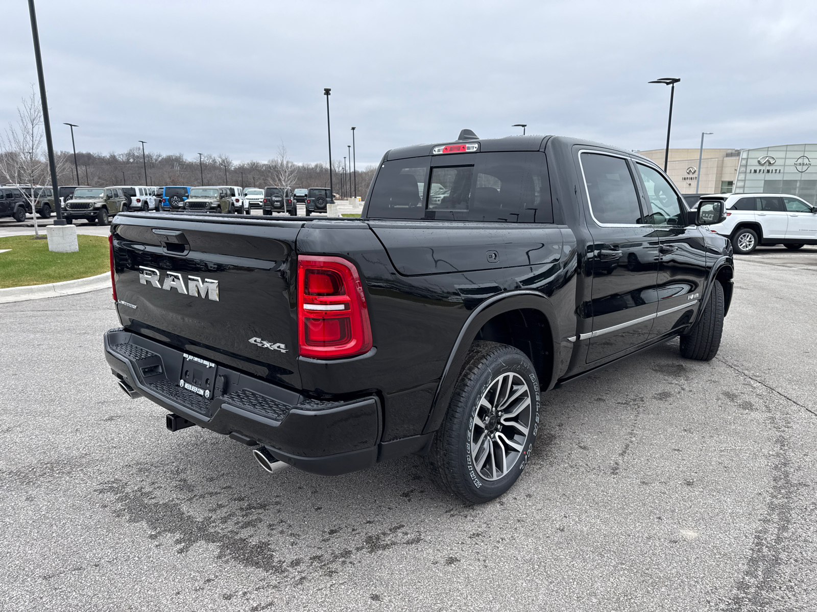 2025 Ram 1500 Limited 4x4 Crew Cab 57 Box 10