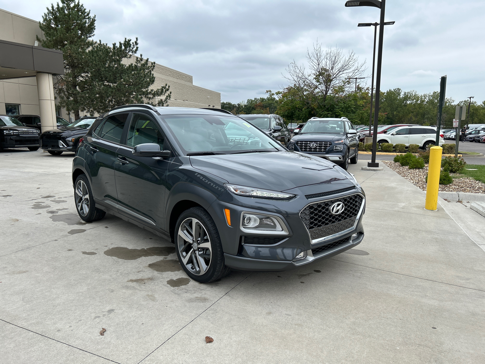 2021 Hyundai Kona Limited 4