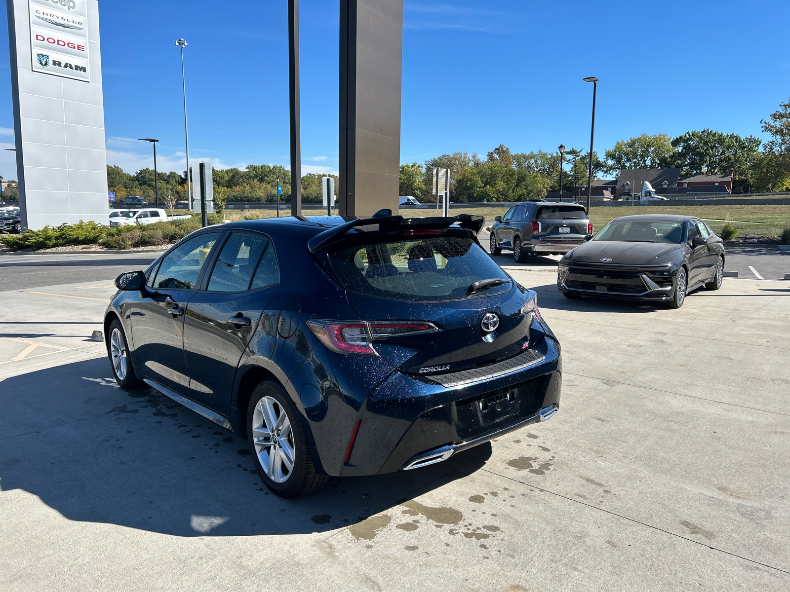 2020 Toyota Corolla Hatchback SE 11