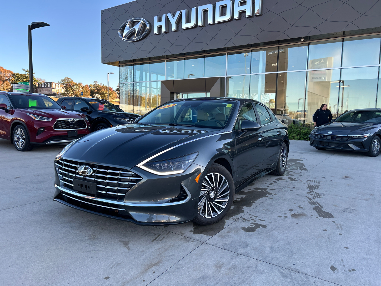 2023 Hyundai Sonata Hybrid Limited 1